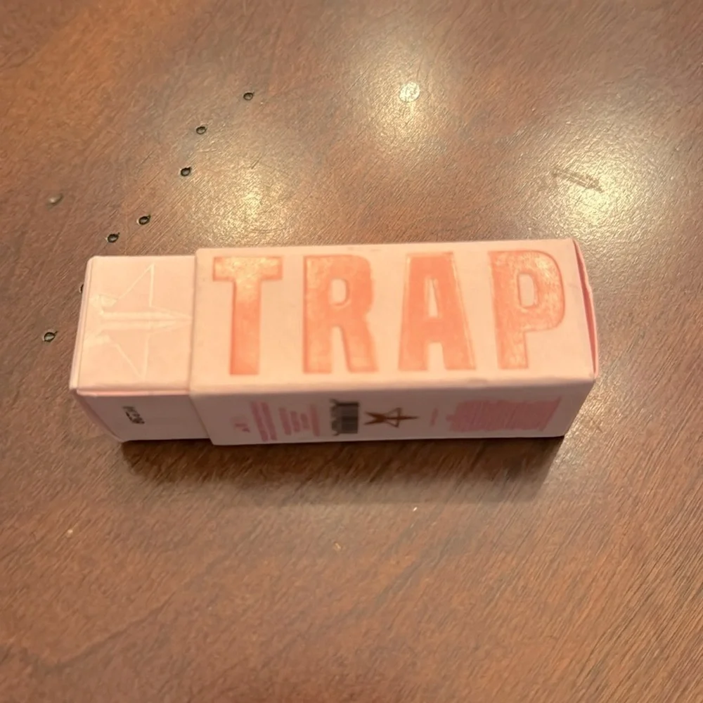 Jeffree Star Velvet Trap plastic surgery NIB